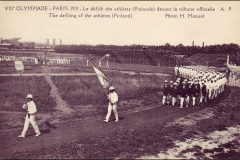 Carte postale des Jeux Olympique 1924 - Défilé des finlandais.