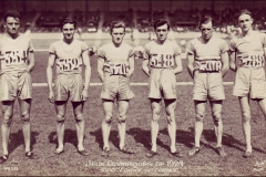 Carte postale Jeux Olympique 1924 - Equipe de france 3000m.
