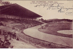 Carte postale Jeux Olympique 1924 - Stade de Colombes -Match de football.