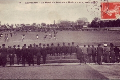 Carte postale - Un match au stade du Matin à Colombes.