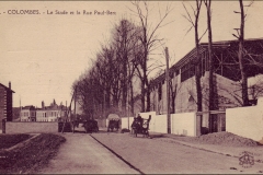 Carte postale - Le stade et la rue Paul Bert.